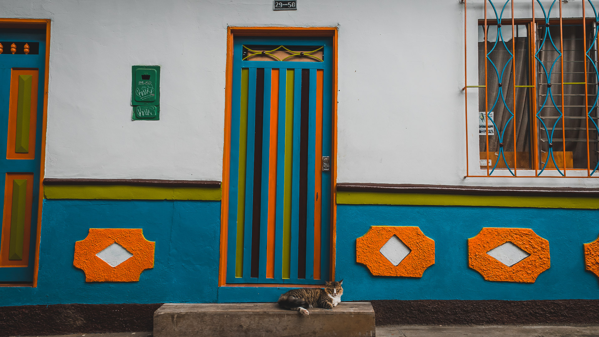 kolorowe domki koło Medellin