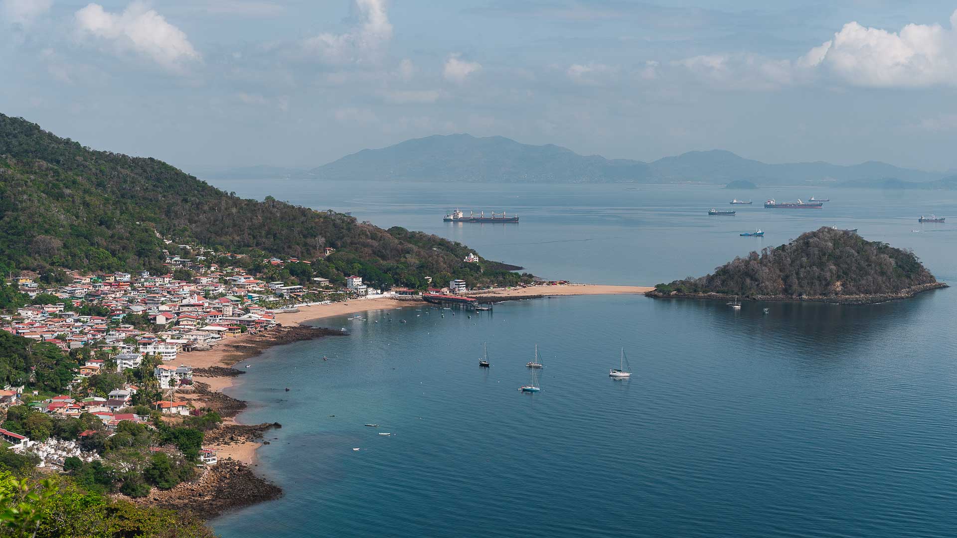 Widok na plażę wyspy Taboga, Panama