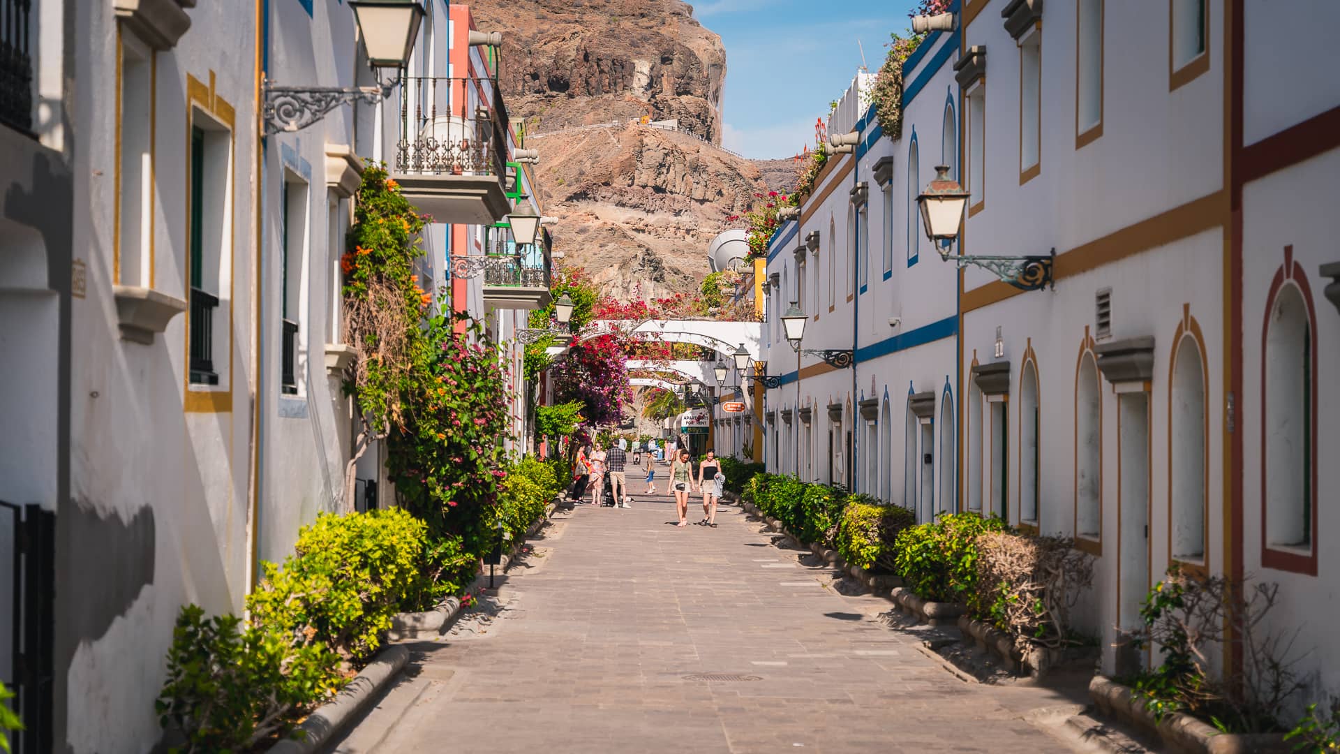 Uliczka w Puerto de Mogán